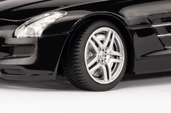 Carson 1:24 M.-Benz SLS AMG 2.4G 100% RTR black