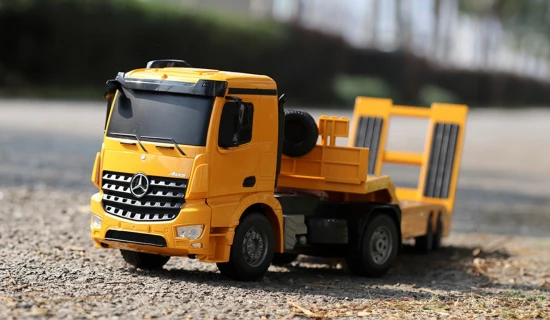 EE 1:20 RC Mercedes-Benz Arocs Flat Bed Trailer