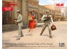 1920s Gangsters with Tommy Guns (3 Figures)
