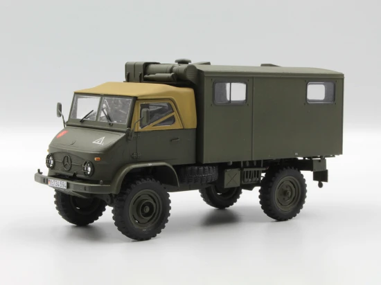 Unimog S 404 with box body - German military truck