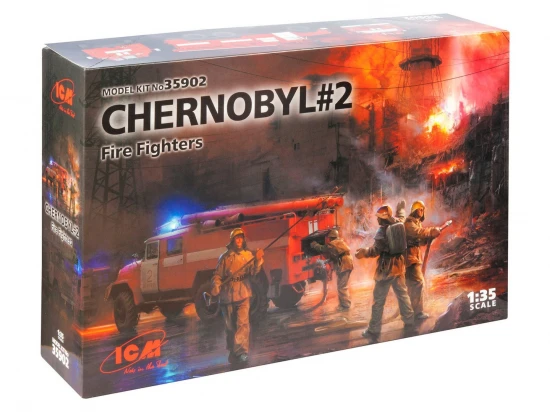 Chernobyl #2 Fire Fighters (AC-40-137A Fire Truck - 4 Figures & Diorama Base with Background)