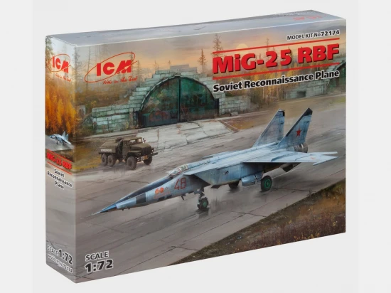 MiG-25 RBF - Soviet Reconnaissance Plane