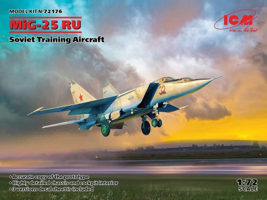 MiG-25 RU - Soviet Training Aircraft