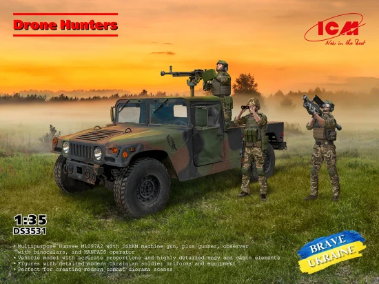 Drone Hunters’ Humvee M1097A2 Cargo Carrier - DShKM & Crew Figures)