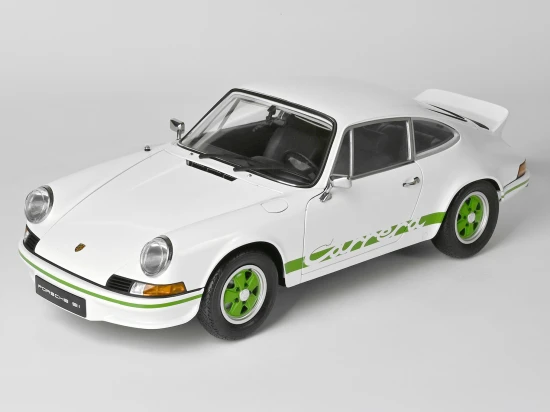 White Porsche 911 Carrera RS 2.7 1:8 Scale Full Metal Kit
