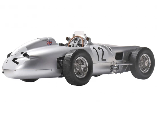 Mercedes-Benz W196 R Stirling Moss #12 1:8 Scale Metal Kit
