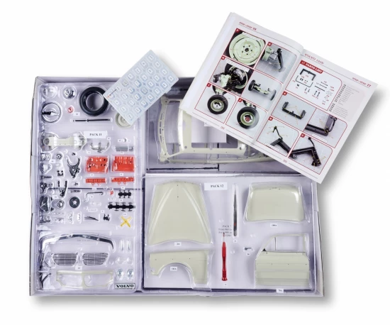 IXO Full Kit Volvo S122 Amazone 1:8 Scale Metal Kit