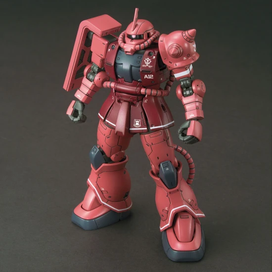 HG 1:144 MS-06S Zaku II Principality of Zeon Char Aznables Mobile Suit (Red Comet Version)