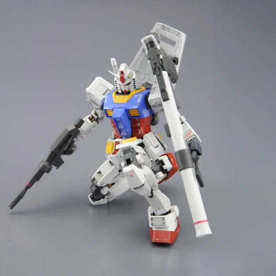 MG 1:100 Gundam RX-78-2 Version 3.0