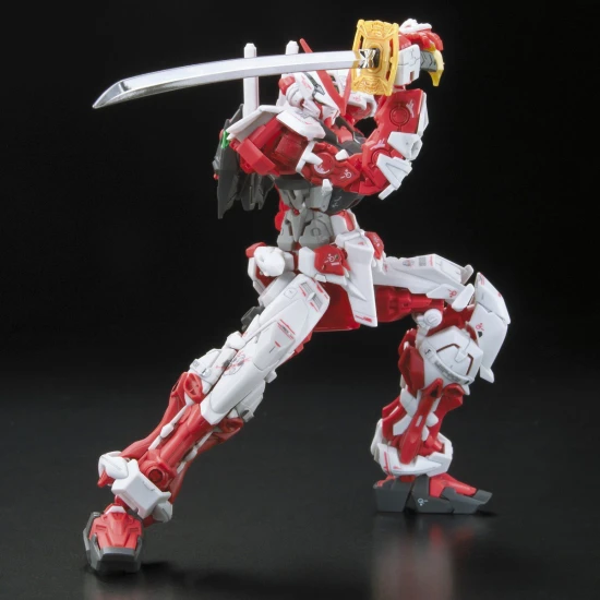 RG 1:144 MBF-P02 Gundam Astray Red Frame