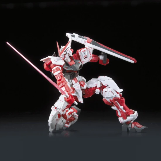 RG 1:144 MBF-P02 Gundam Astray Red Frame