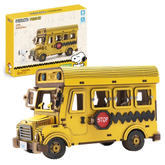 Peanuts™ Snoopy Yellow School Bus