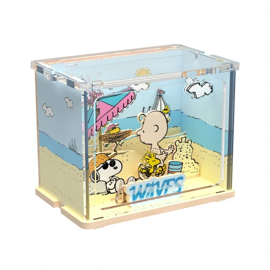Peanuts™ Snoopy & Charlie Brown Chilling at the Beach