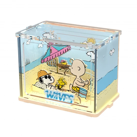 Peanuts™ Snoopy & Charlie Brown Chilling at the Beach