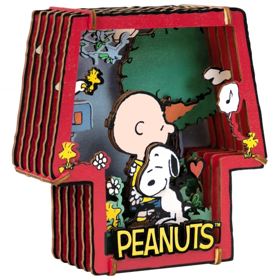 Peanuts™ Snoopy & Charlie Brown Healing Hug