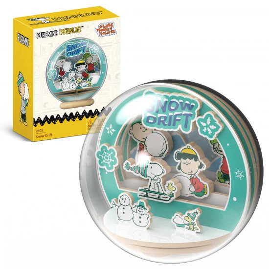 Peanuts™ Snoopy & Friends Snow Drift