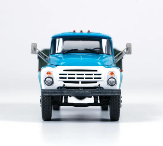 ZIL 130