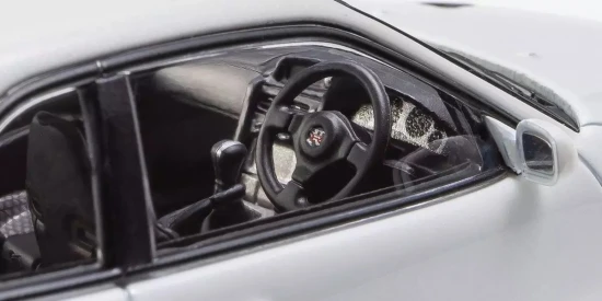 Kyosho 1:43 Nissan Skyline R34 GT-R V-Spec II White Pearl