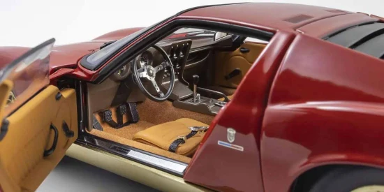 Kyosho 1:18 Lamborghini Miura P400 1968 Red-Gold