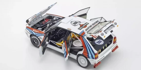 Kyosho 1:18 Lancia Delta Integrale Evo Portugal 1992 Martini Nr.4