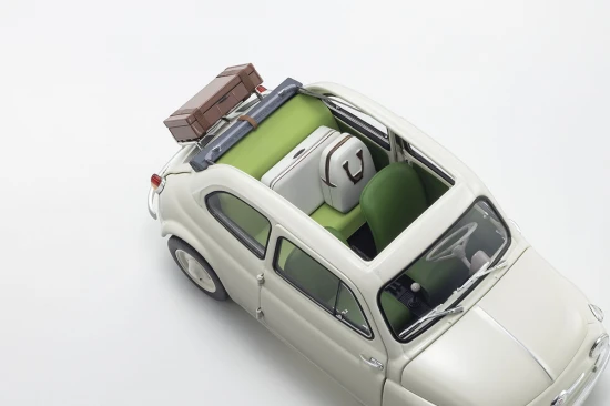 Kyosho 1:18 Fiat Nuova 500 Ivory Accessories Version