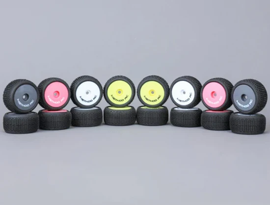 Method RC Method Nitragrip 1/24 Truck Tyres F/R On 7mm Hex White (4)