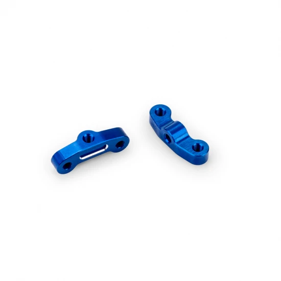 J Concepts RC10B7 Aluminium Rear Hub Link Mount - Blue