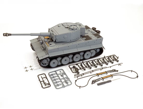 Taigen 1:24 Tiger 1 IR Battle Tank Late Version- Grey (Base)