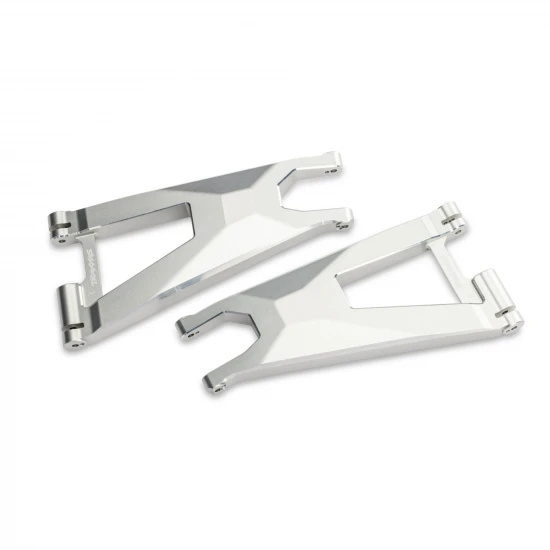 Traxxas Suspension arm, lower (left and right, front) (6061-T6 aluminium, silver-anodised), 3x8mm BCS (with threadlock) (4), 3x6mm BCS (with threadlock) (2)