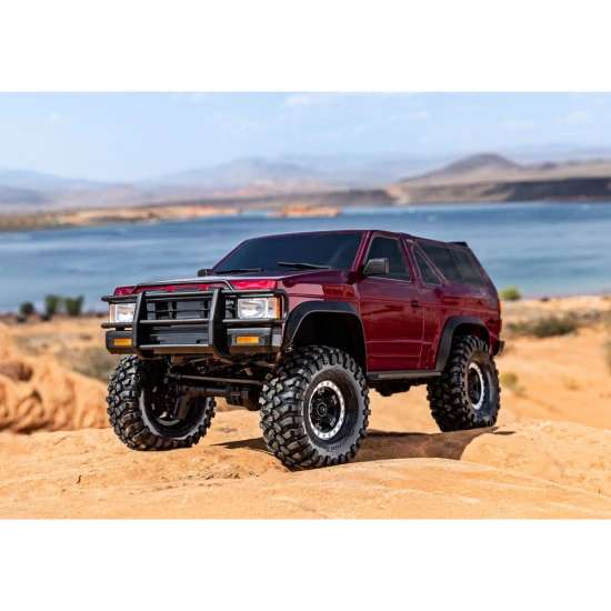 Traxxas TRX-4 1988 Nissan Pathfinder