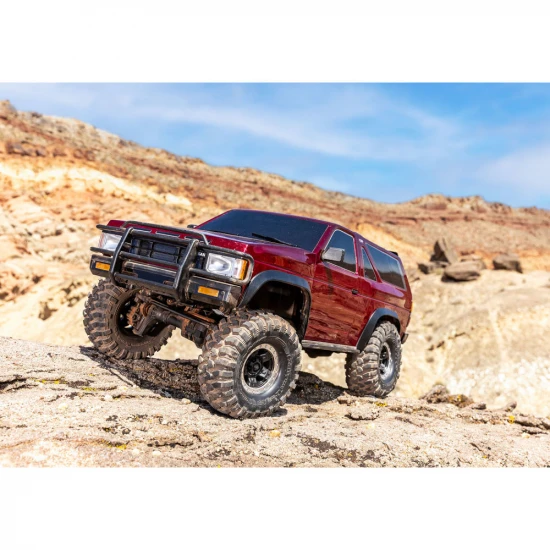 Traxxas TRX-4 1988 Nissan Pathfinder