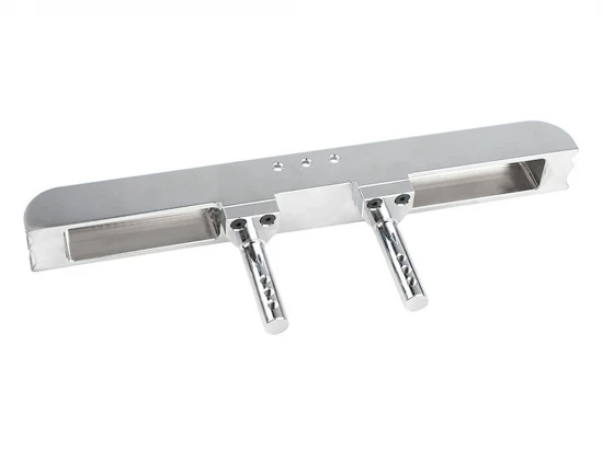RC4WD Tough Armour Rear Step Bumper Toyota Pickup/4R Chrome